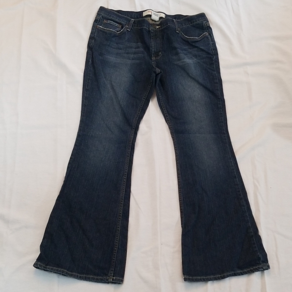 Mossimo Premium Flare Jeans Stretch Junior